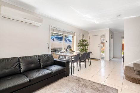 Property photo of 6/3 Sunline Avenue Noble Park North VIC 3174