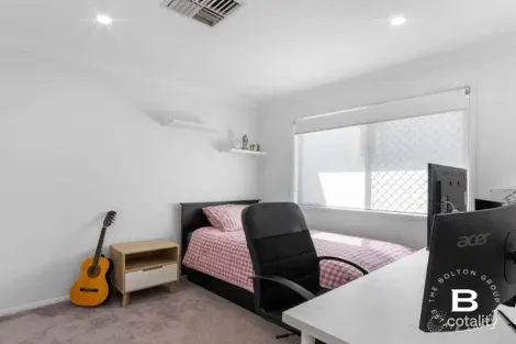 Property photo of 69 Dry Dock Circuit Springfield Lakes QLD 4300