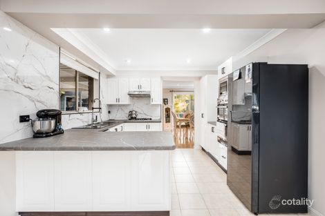 Property photo of 8 Symons Place West Hoxton NSW 2171