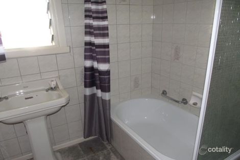 Property photo of 19 Macintosh Street Shepparton VIC 3630