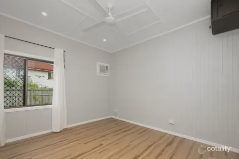 Property photo of 130 Howlett Street Currajong QLD 4812