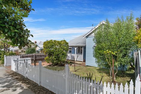 18 Canterbury Tce, East Victoria Park, WA 6101