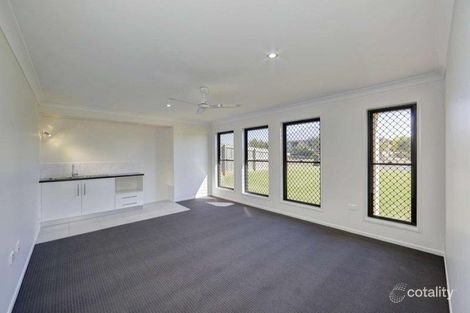 21 Mountney St, Avoca, QLD 4670