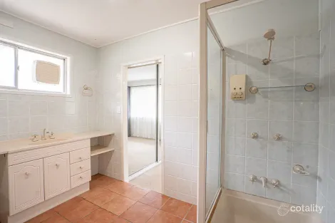 Property photo of 15 Cuthbert Street Aspley QLD 4034