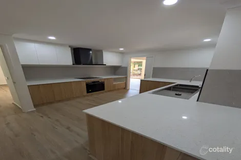 Property photo of 26 Fairweather Circuit Lyneham ACT 2602