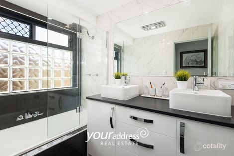 Property photo of 9 Mooloolah Court Hillcrest QLD 4118