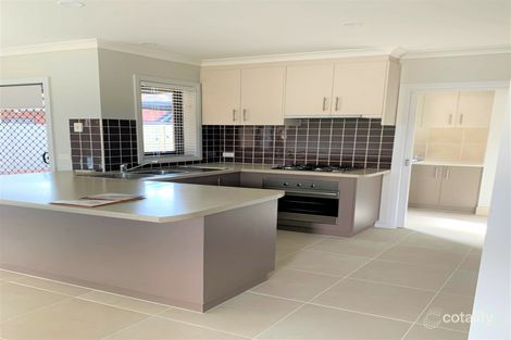 Property photo of 2/17 Barker Avenue Shepparton VIC 3630