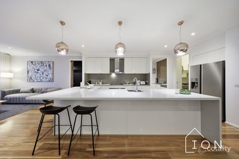 Property photo of 1 Chagall Parade Clyde North VIC 3978