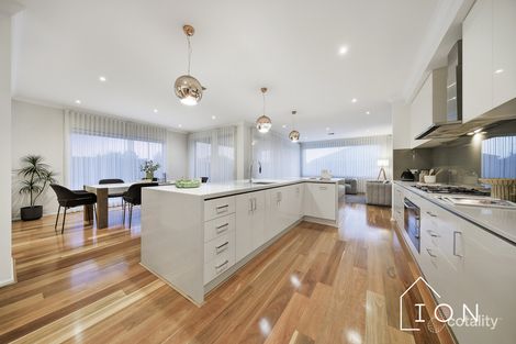 Property photo of 1 Chagall Parade Clyde North VIC 3978