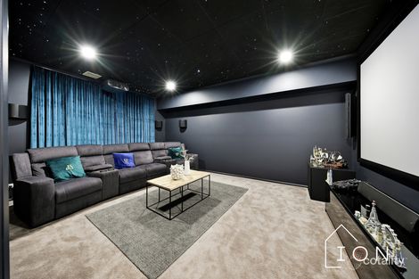 Property photo of 1 Chagall Parade Clyde North VIC 3978