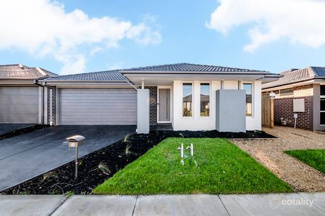 Property photo of 26 Millicent Parade Officer VIC 3809