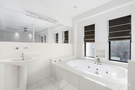 Property photo of 77 Paddington Drive Carrara QLD 4211