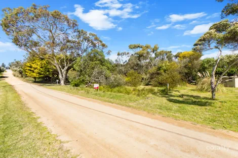 Property photo of 4 Fifteenth Street Paradise Beach VIC 3851