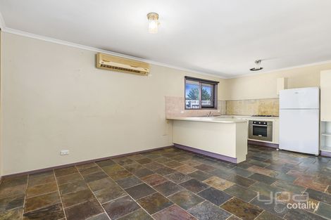 Property photo of 1/1 Nelson Court Melton South VIC 3338