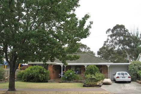 4 Glenere Dr, Modbury, SA 5092