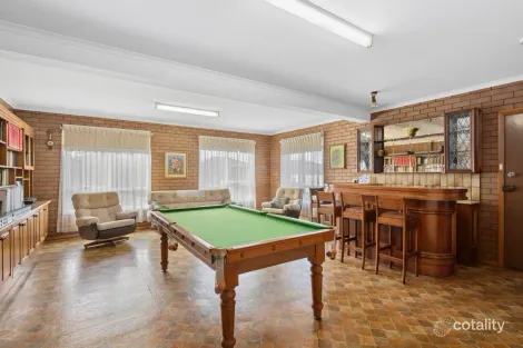 Property photo of 115-117 Sladen Street Hamlyn Heights VIC 3215