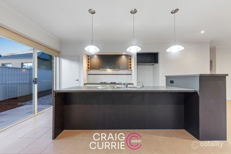 Property photo of 24 Eventide Rise Pakenham VIC 3810