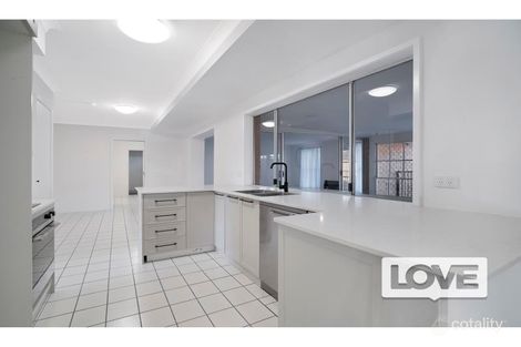 Property photo of 62 Regal Way Valentine NSW 2280