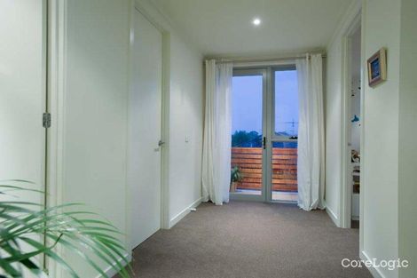 Property photo of 5/74 Kororoit Creek Road Williamstown North VIC 3016