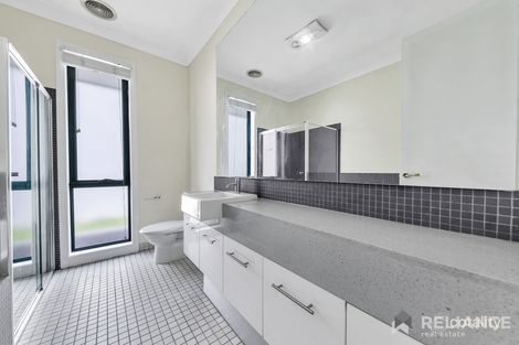 Property photo of 15 Signature Boulevard Point Cook VIC 3030