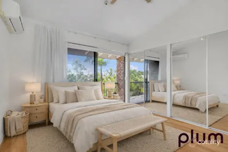 Property photo of 2/10 Rokeby Terrace Taringa QLD 4068