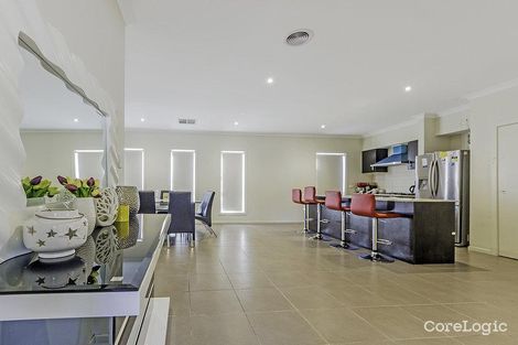 Property photo of 8 Woolybush Drive Tarneit VIC 3029