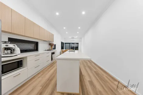 Property photo of 101 Macedon Parade Wollert VIC 3750