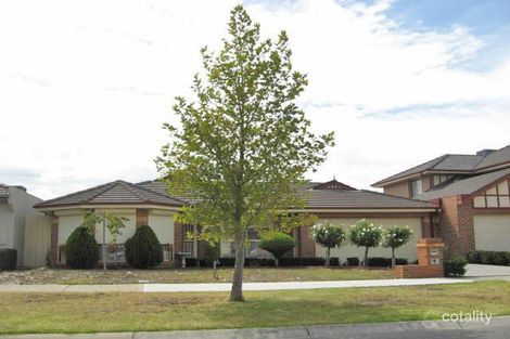 18 Wellesley Dr, Taylors Lakes, VIC 3038