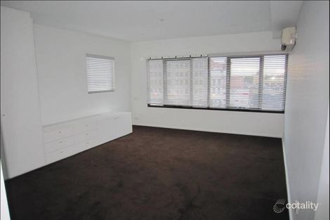 Property photo of 9/27 Izett Street Prahran VIC 3181