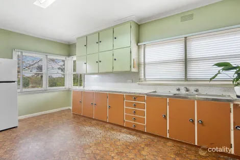 Property photo of 14 Hunter Street Golden Square VIC 3555