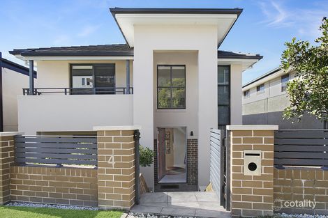 4 Dhinburri Way, Pemulwuy, NSW 2145