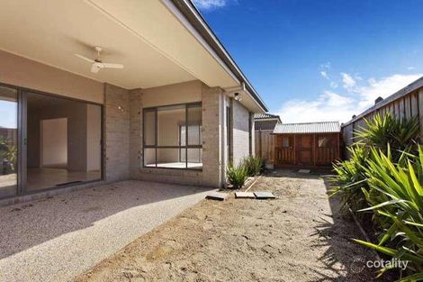 Property photo of 51 Fallingwater Drive Pakenham VIC 3810