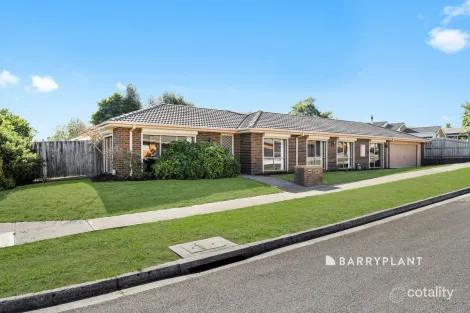 27 Barondi Ave, Narre Warren, VIC 3805