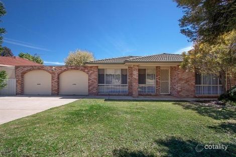21 Balleroo Cres, Glenfield Park, NSW 2650