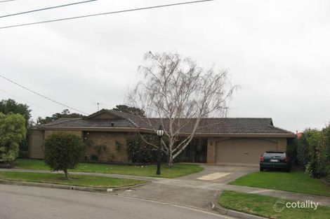 3 BRETT CT, CHELTENHAM, VIC 3192
