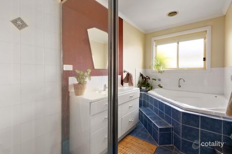 Property photo of 27 Olary Street Amaroo ACT 2914