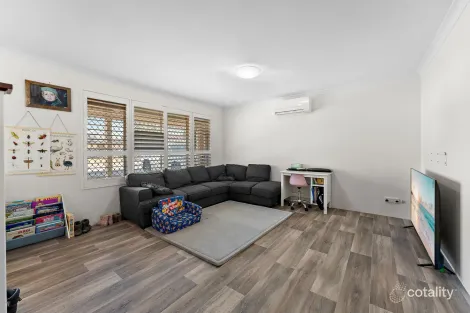 Property photo of 20 Likely Place Stratton WA 6056