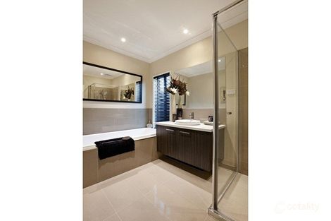 33 Vantage Bvd, Craigieburn, VIC 3064