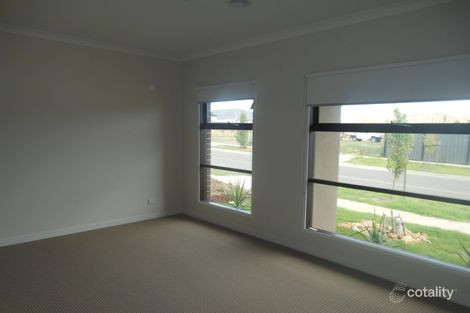 Property photo of 17 Forest Drive Clyde North VIC 3978