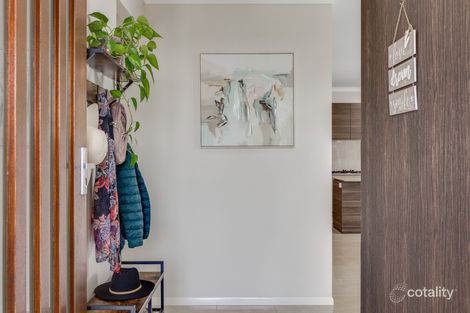 Property photo of 1/60 Calypso Crescent Middle Ridge QLD 4350