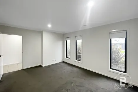 Property photo of 14 Obrien Drive Alfredton VIC 3350