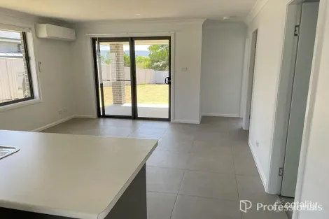 Property photo of 1/11 Mustang Close Hillvue NSW 2340