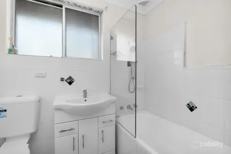Property photo of 31/15 O'Sullivan Road Leumeah NSW 2560