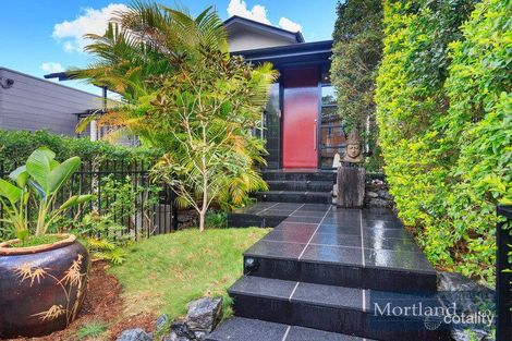 Property photo of 17 Eighth Avenue St Lucia QLD 4067