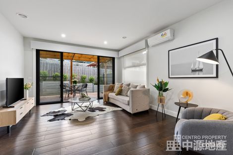 Property photo of 2/145 Springvale Road Glen Waverley VIC 3150