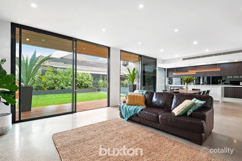 Property photo of 2 Mackie Grove Brighton East VIC 3187
