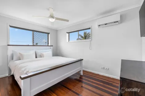 Property photo of 215 Nicklin Way Warana QLD 4575