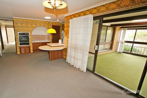 Property photo of 22 Banks Avenue Kooringal NSW 2650