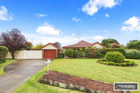 Property photo of 60 Hamlet Crescent Rosemeadow NSW 2560