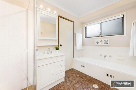 Property photo of 60 Hamlet Crescent Rosemeadow NSW 2560